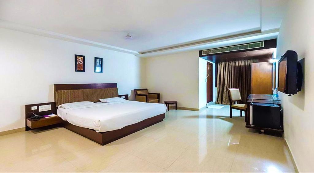 Hotel Central Park Ongole エクステリア 写真